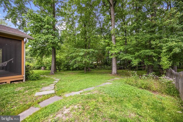 12484 WENDELL HOLMES RD, Herndon, VA 20171