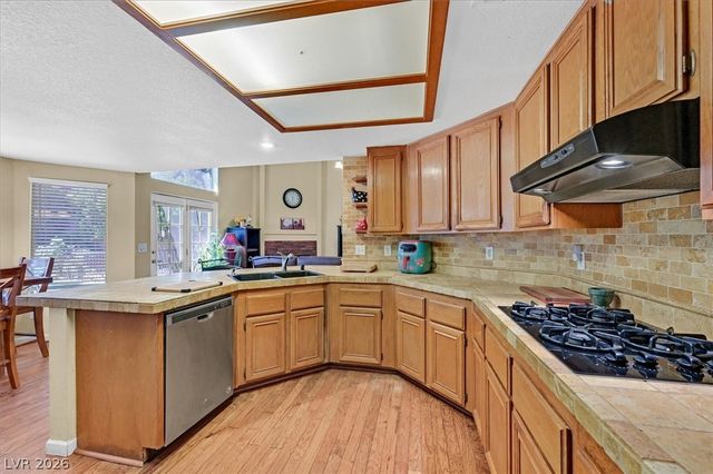 8405 Haven Brook Court, Las Vegas, NV 89128