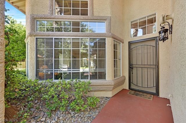 8405 Haven Brook Court, Las Vegas, NV 89128