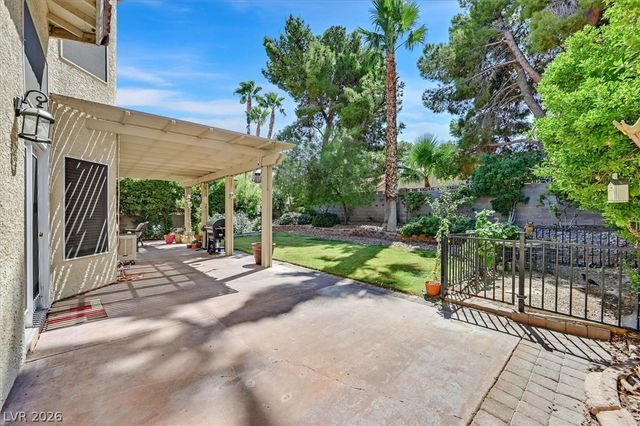 8405 Haven Brook Court, Las Vegas, NV 89128
