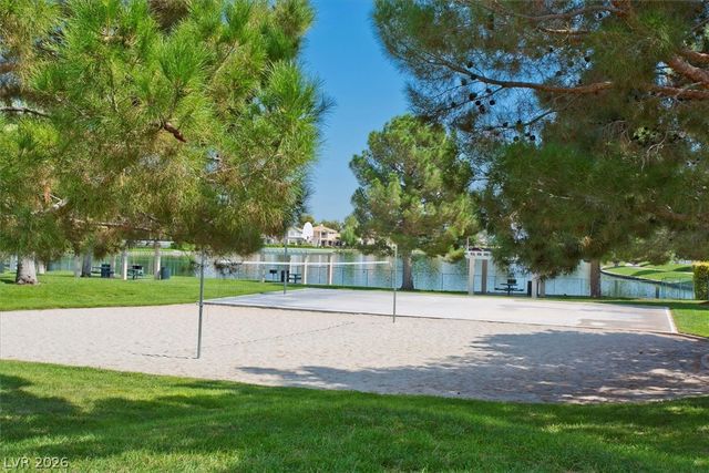 8405 Haven Brook Court, Las Vegas, NV 89128