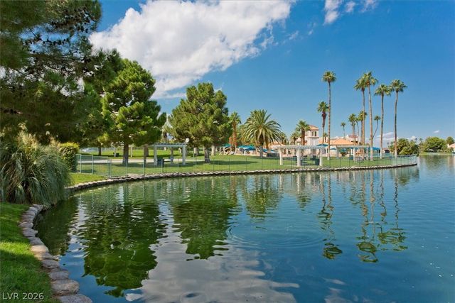 8405 Haven Brook Court, Las Vegas, NV 89128