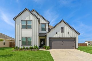 822 Amelia Court, Pilot Point, TX 76258