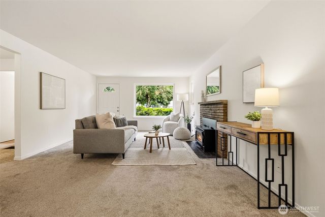 20211 24th Avenue NE, Shoreline, WA 98155