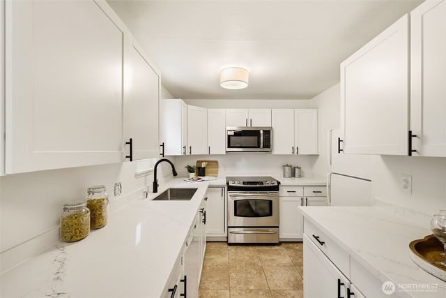 20211 24th Avenue NE, Shoreline, WA 98155