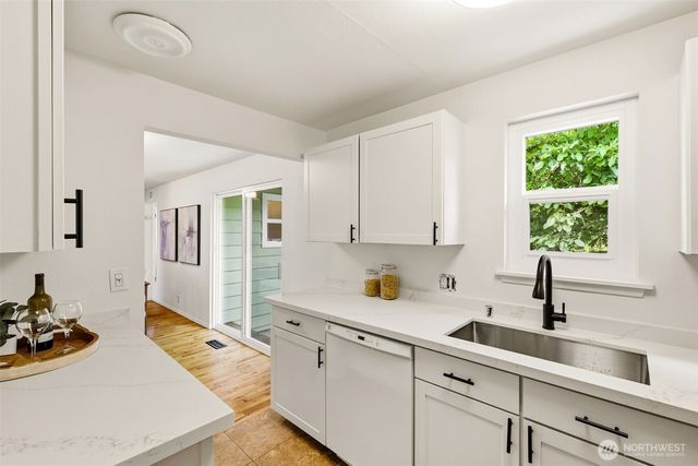 20211 24th Avenue NE, Shoreline, WA 98155