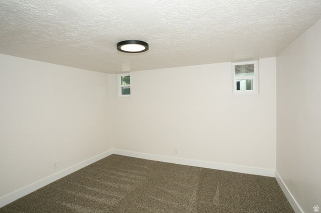 3146 S VIVIAN ST, Magna, UT 84044