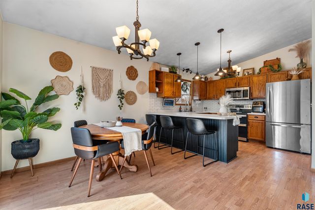 215 W Apple St Street, Tea, SD 57064