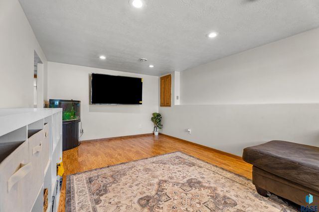 215 W Apple St Street, Tea, SD 57064