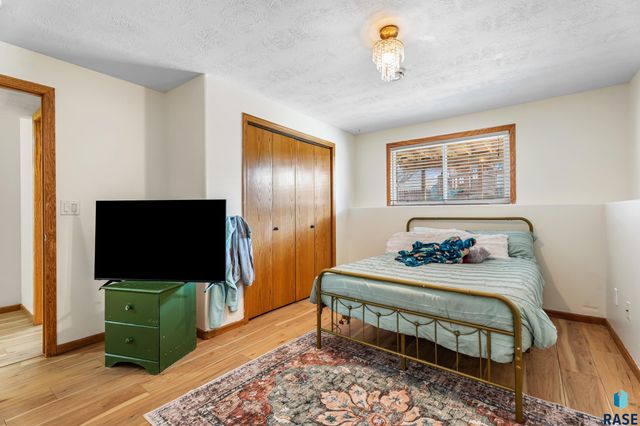 215 W Apple St Street, Tea, SD 57064