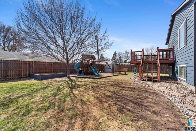 215 W Apple St Street, Tea, SD 57064