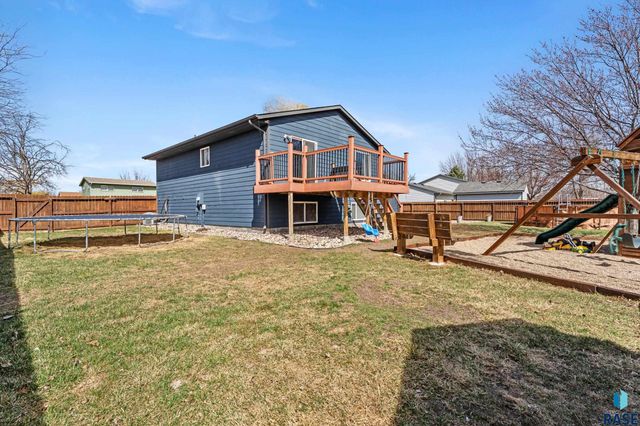 215 W Apple St Street, Tea, SD 57064