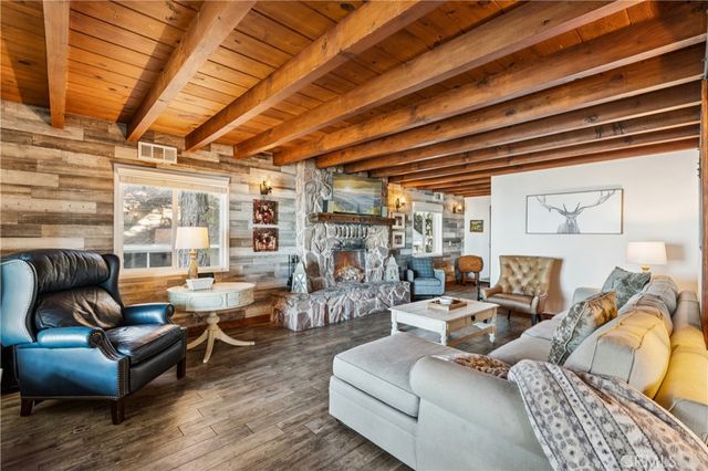 22988 Valley View, Crestline, CA 92325