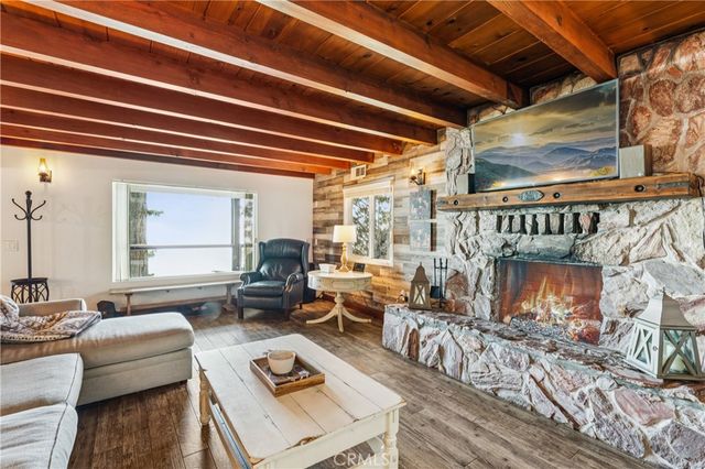 22988 Valley View, Crestline, CA 92325