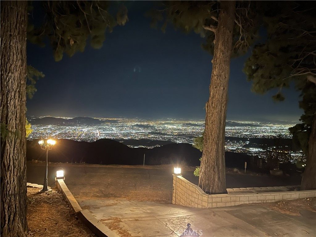 22988 Valley View, Crestline, CA 92325