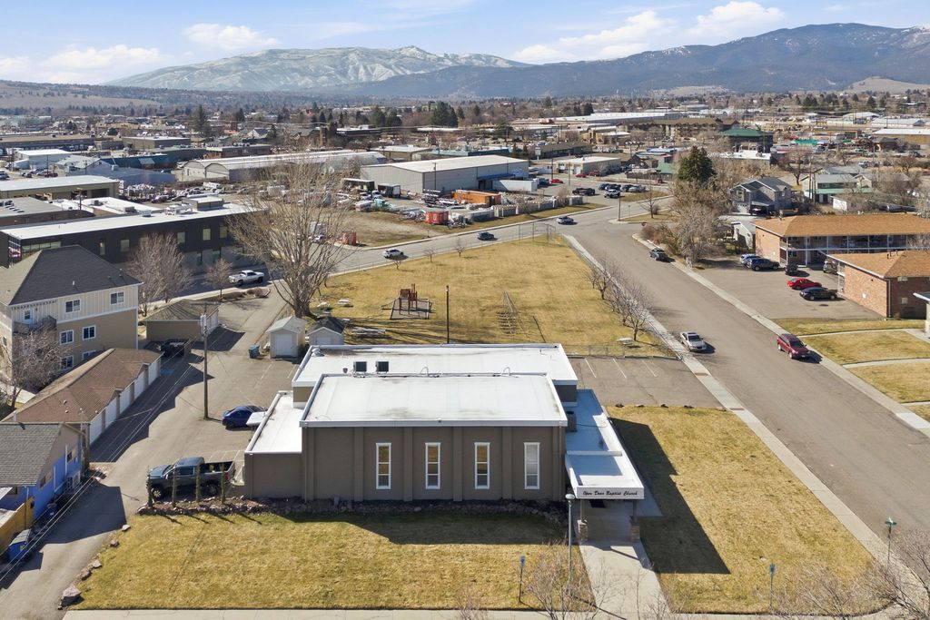 135 Knowles Street, Missoula, MT 59801