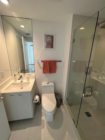55 SW 9th St 3308, Miami, FL 33130