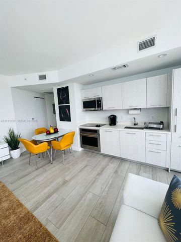 55 SW 9th St 3308, Miami, FL 33130