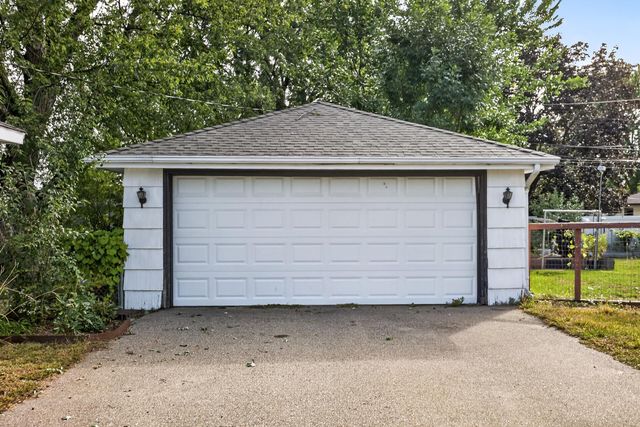 9107 14th Avenue S, Bloomington, MN 55425