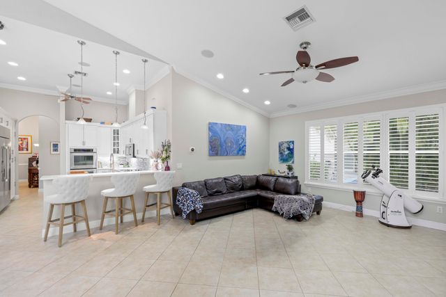 10812 Castle Oak Drive, Boynton Beach, FL 33473