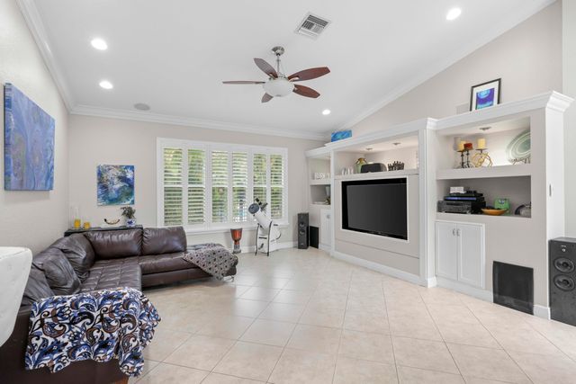 10812 Castle Oak Drive, Boynton Beach, FL 33473