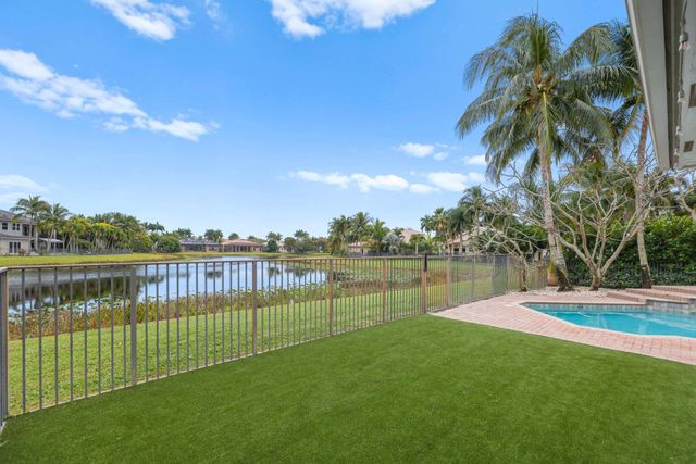 10812 Castle Oak Drive, Boynton Beach, FL 33473