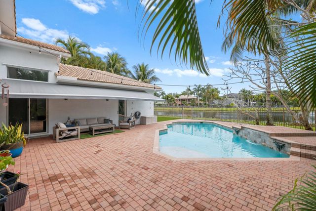 10812 Castle Oak Drive, Boynton Beach, FL 33473
