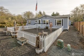 564 Chenois Avenue NE, Ocean Shores, WA 98569