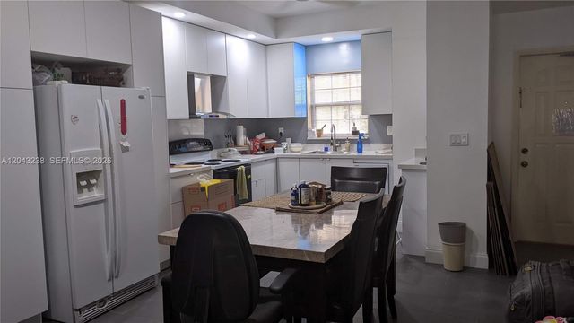 15509 N Miami Lakeway N 102, Miami Lakes, FL 33014