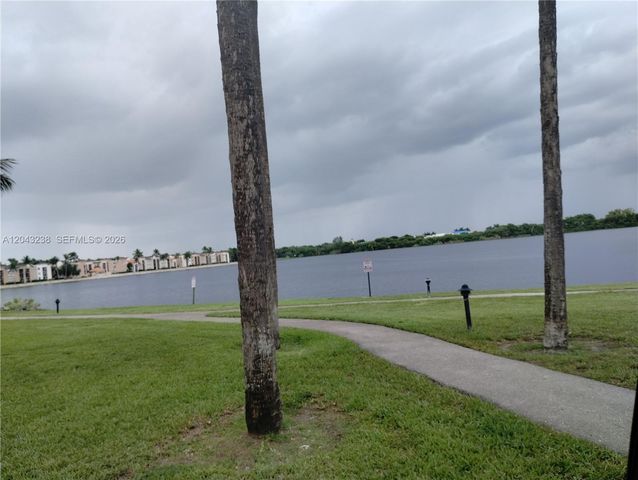 15509 N Miami Lakeway N 102, Miami Lakes, FL 33014