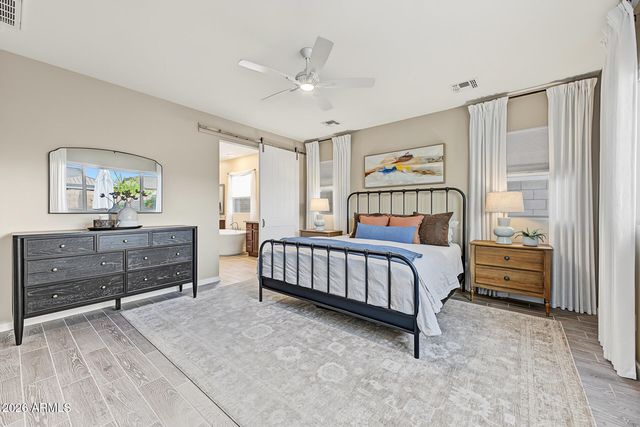 17262 W BUTLER Avenue, Waddell, AZ 85355