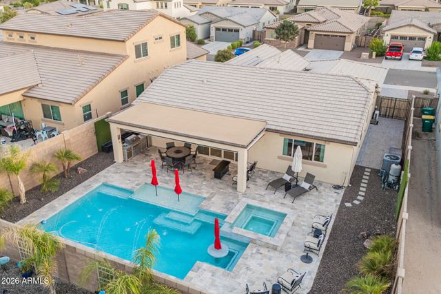 17262 W BUTLER Avenue, Waddell, AZ 85355