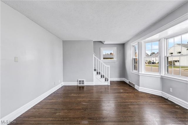 3204 14th Street SW, Canton, OH 44710