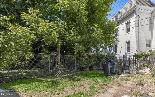 2424 LIBERTY HEIGHTS AVE, Baltimore, MD 21215