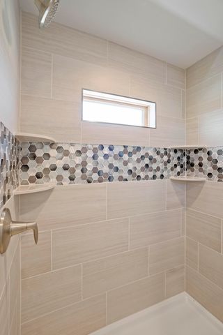 1750 Forest Ridge Drive, Valparaiso, IN 46385