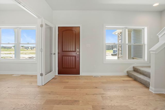 1750 Forest Ridge Drive, Valparaiso, IN 46385