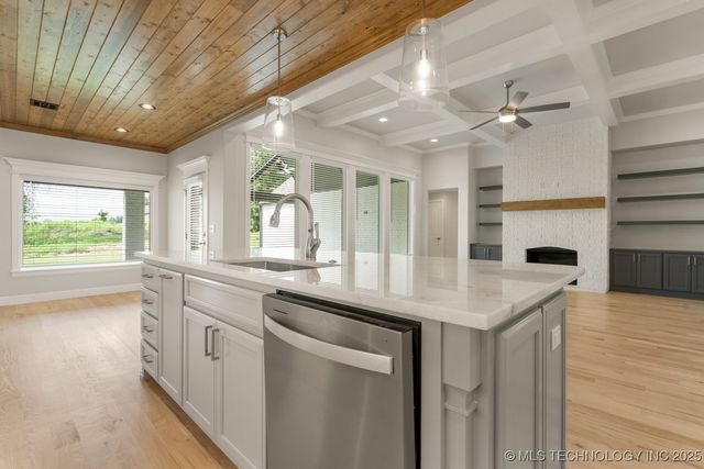 1605 Pinecrest Drive, Claremore, OK 74017