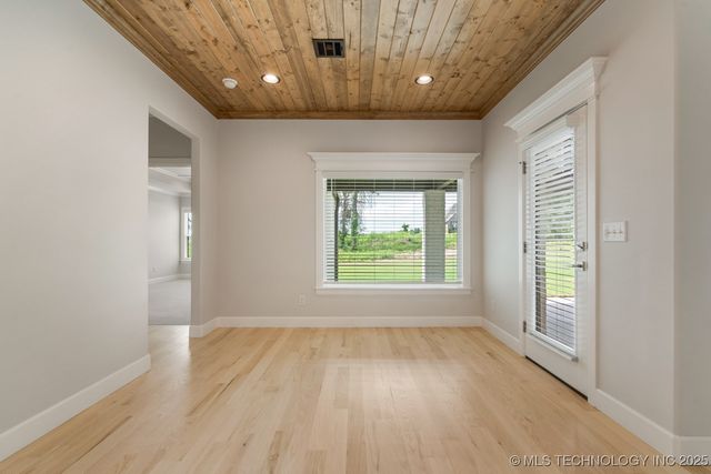 1605 Pinecrest Drive, Claremore, OK 74017