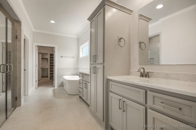 1605 Pinecrest Drive, Claremore, OK 74017