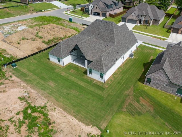 1605 Pinecrest Drive, Claremore, OK 74017