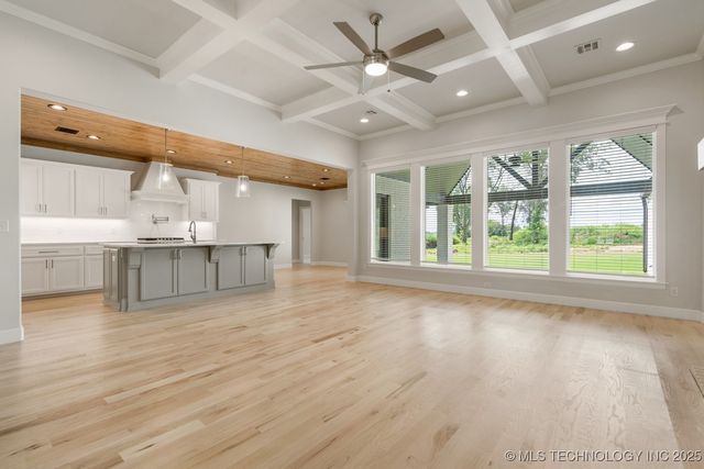 1605 Pinecrest Drive, Claremore, OK 74017