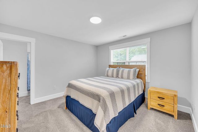 257 Hampshire Court, Four Oaks, NC 27524