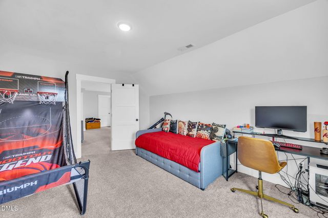 257 Hampshire Court, Four Oaks, NC 27524