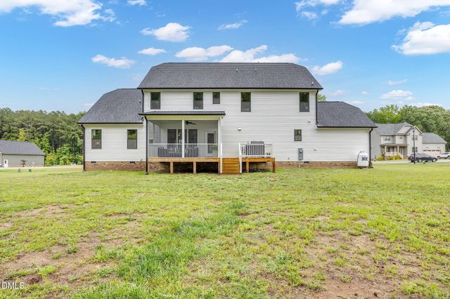 257 Hampshire Court, Four Oaks, NC 27524