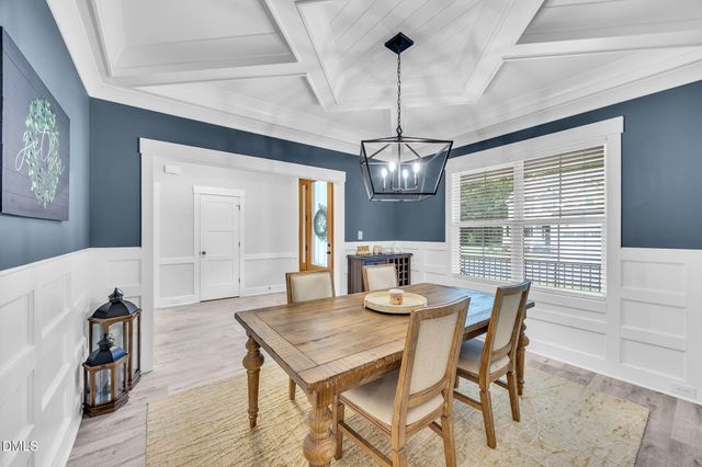 257 Hampshire Court, Four Oaks, NC 27524