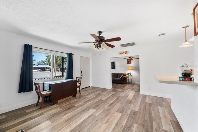 1423 NE 1ST STREET, Mulberry, FL 33860