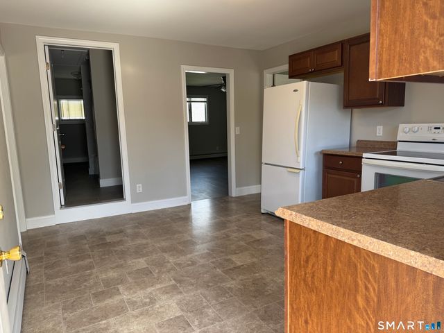 93 South Cliff Street 2B, Ansonia, CT 06401