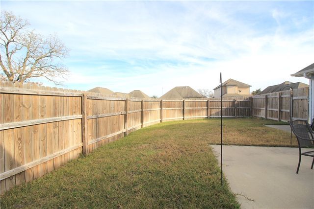 2010 Turning Leaf Drive, Bryan, TX 77807