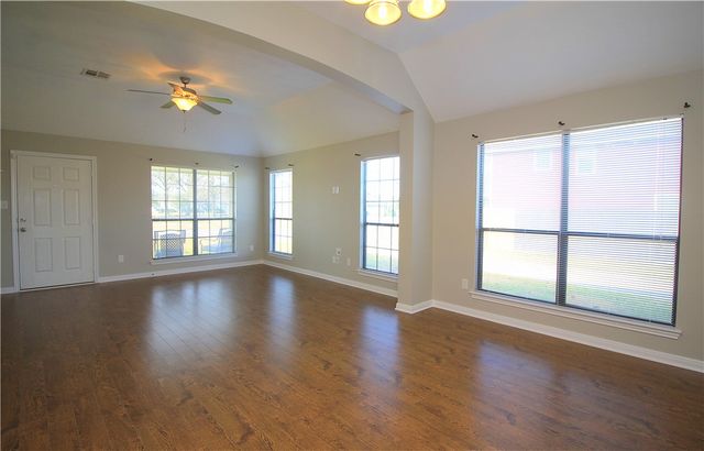 2010 Turning Leaf Drive, Bryan, TX 77807