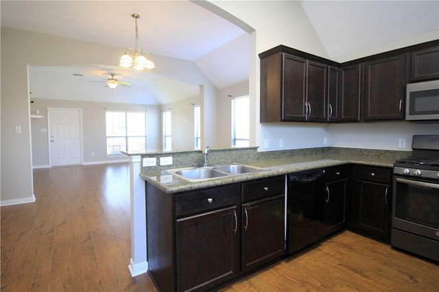 2010 Turning Leaf Drive, Bryan, TX 77807